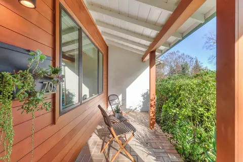 Exterior - 709 A St, Davis, CA 95616 photo 6 of 24