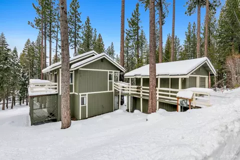 1444 Pebble Beach Dr, South Lake Tahoe, CA 96150