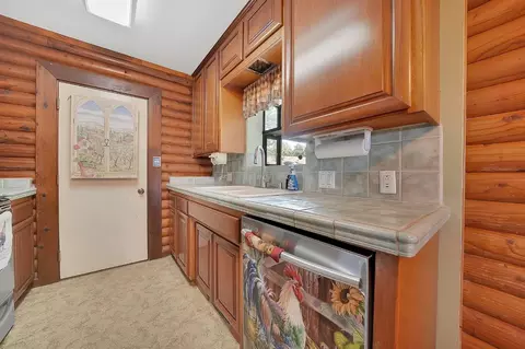 Kitchen - 12325 Eldel Rd, Pine Grove, CA 95665 photo 3 of 5