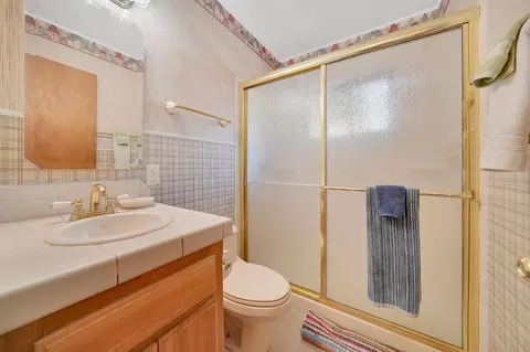 Bath - 12325 Eldel Rd, Pine Grove, CA 95665 photo 1 of 2