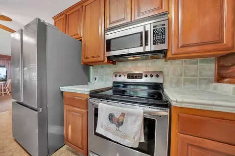 Kitchen - 12325 Eldel Rd, Pine Grove, CA 95665 photo 5 of 5