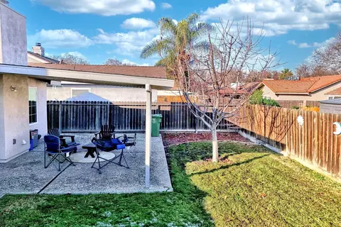 Exterior - 495 W Central Ave, Tracy, CA 95376 photo 15 of 19