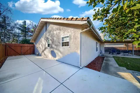 Exterior - 495 W Central Ave, Tracy, CA 95376 photo 10 of 19