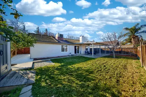 Exterior - 495 W Central Ave, Tracy, CA 95376 photo 9 of 19