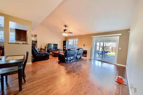 Living - 495 W Central Ave, Tracy, CA 95376 photo 1 of 1