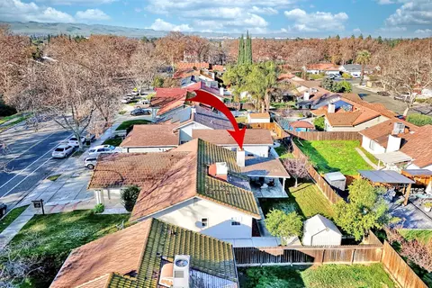 View/Area - 495 W Central Ave, Tracy, CA 95376 photo 3 of 10