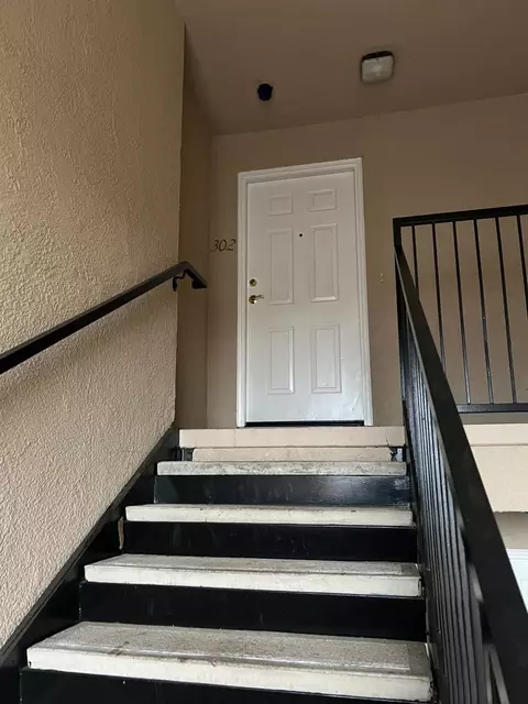 Entry Way - 565 Peerless Way #302, Tracy, CA 95376 photo 1 of 1