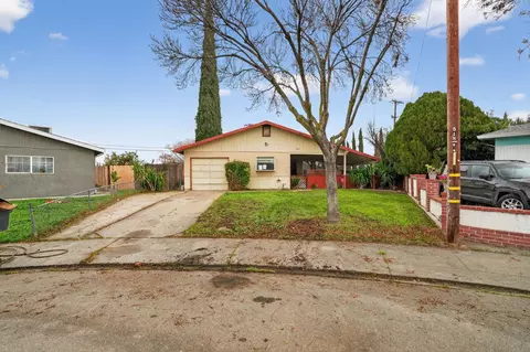 379 E 22nd St, Tracy, CA 95376 photo 1