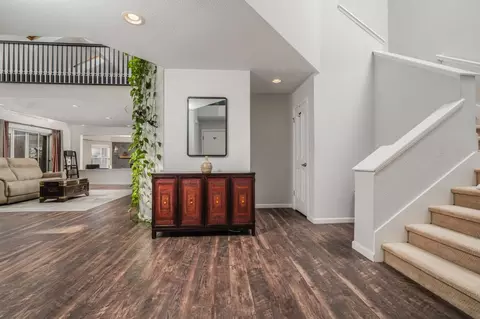 Entry Way - 3256 Outlook Dr, Rocklin, CA 95765 photo 3 of 9