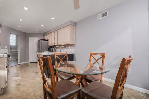 Dining - 3256 Outlook Dr, Rocklin, CA 95765 photo 1 of 2
