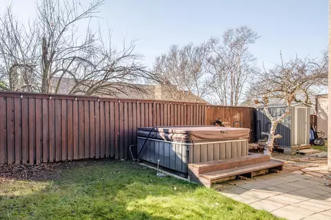 Exterior - 3256 Outlook Dr, Rocklin, CA 95765 photo 9 of 11