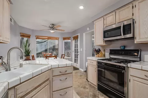 Kitchen - 3256 Outlook Dr, Rocklin, CA 95765 photo 1 of 3
