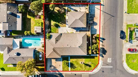 View/Area - 561 Church St, Modesto, CA 95357 photo 2 of 7