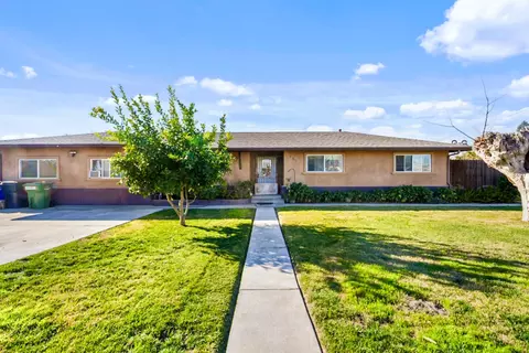 Exterior - 561 Church St, Modesto, CA 95357 photo 2 of 9