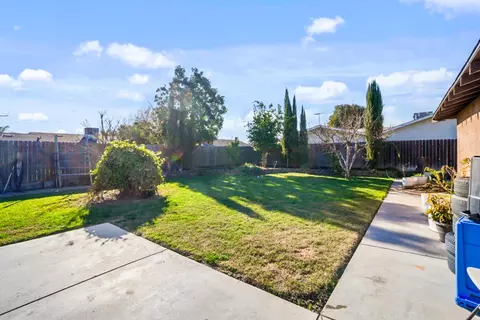 Exterior - 561 Church St, Modesto, CA 95357 photo 7 of 9