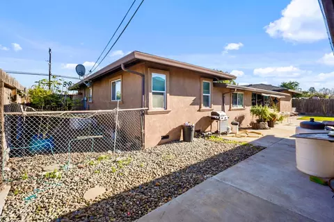 Exterior - 561 Church St, Modesto, CA 95357 photo 8 of 9