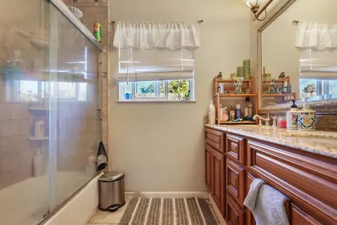 Bath - 561 Church St, Modesto, CA 95357 photo 1 of 2