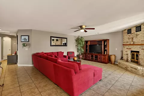 3045 Silver Elm Ct, Merced, CA 95340 photo 7