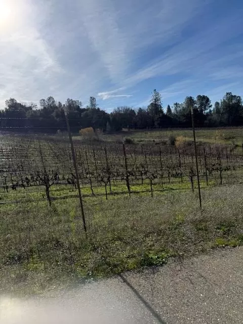 7017 Idlewild Rd, Somerset, CA 95684