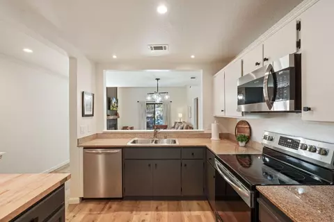 Kitchen - 2401 Eilers Ln #102, Lodi, CA 95242 photo 3 of 3