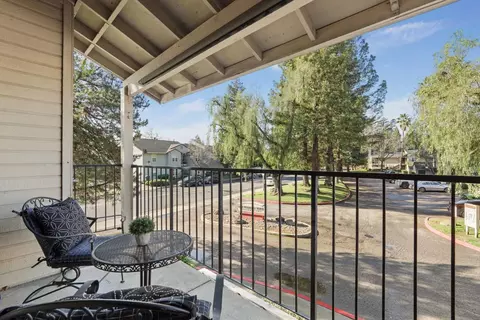 Exterior - 2401 Eilers Ln #102, Lodi, CA 95242 photo 1 of 7