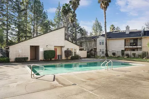 Exterior - 2401 Eilers Ln #102, Lodi, CA 95242 photo 5 of 7