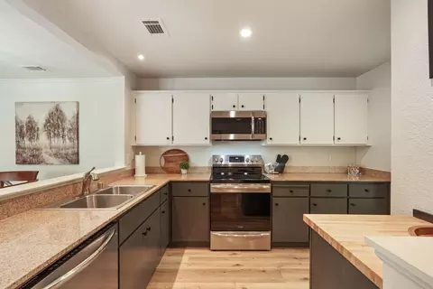 Kitchen - 2401 Eilers Ln #102, Lodi, CA 95242 photo 1 of 3