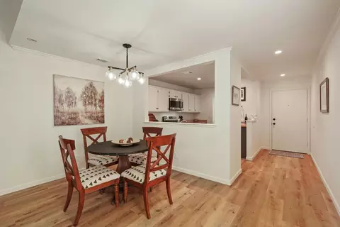 Dining - 2401 Eilers Ln #102, Lodi, CA 95242 photo 1 of 1