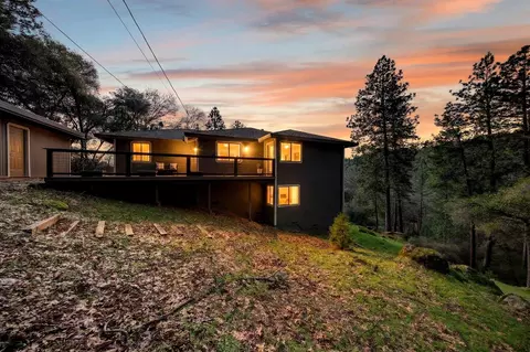 16947 Patricia Way, Grass Valley, CA 95949