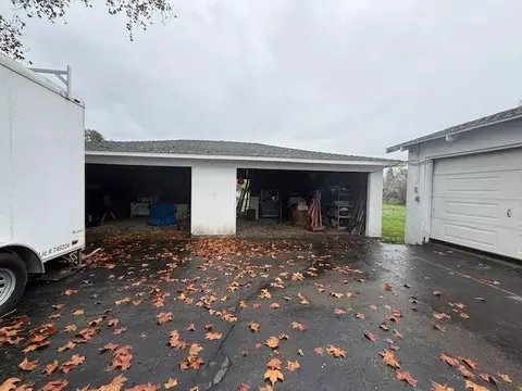 Exterior - 9032 Cherry Ave, Orangevale, CA 95662 photo 4 of 10