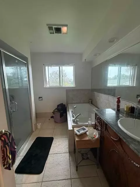 Bath - 9032 Cherry Ave, Orangevale, CA 95662 photo 1 of 5