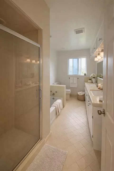 Bath - 9032 Cherry Ave, Orangevale, CA 95662 photo 3 of 5
