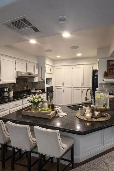 Kitchen - 9032 Cherry Ave, Orangevale, CA 95662 photo 1 of 2