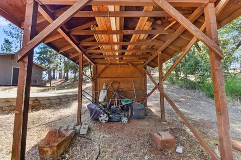 Exterior - 3135 Upper Black Rock Rd, Cool, CA 95614 photo 15 of 32