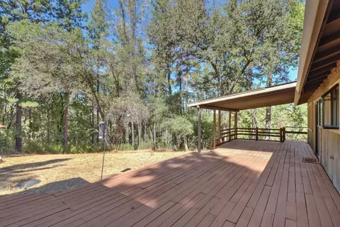 Exterior - 3135 Upper Black Rock Rd, Cool, CA 95614 photo 7 of 32