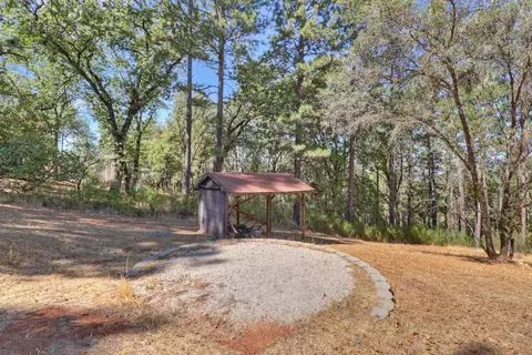 Exterior - 3135 Upper Black Rock Rd, Cool, CA 95614 photo 11 of 32