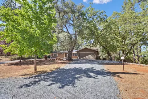 Exterior - 3135 Upper Black Rock Rd, Cool, CA 95614 photo 30 of 32