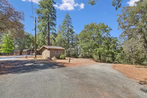 Exterior - 3135 Upper Black Rock Rd, Cool, CA 95614 photo 21 of 32