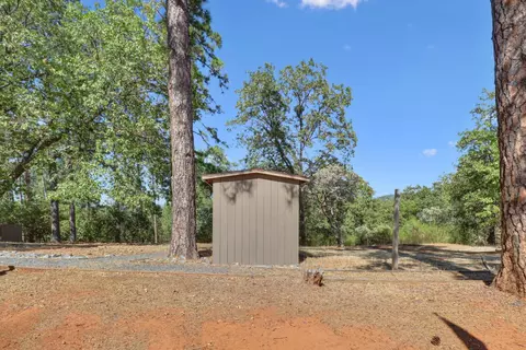 Exterior - 3135 Upper Black Rock Rd, Cool, CA 95614 photo 18 of 32