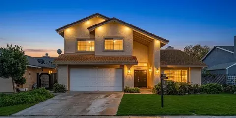 1542 Corgiat Dr, Newman, CA 95360