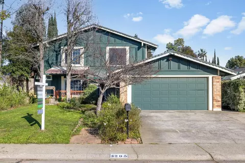 3205 Saturn Dr, Sacramento, CA 95827