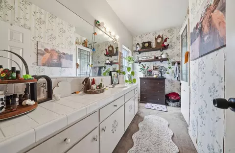 Bath - 22140 N Clements, Clements, CA 95227 photo 4 of 5