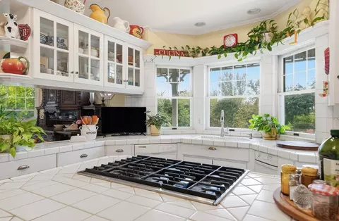 Kitchen - 22140 N Clements, Clements, CA 95227 photo 5 of 8