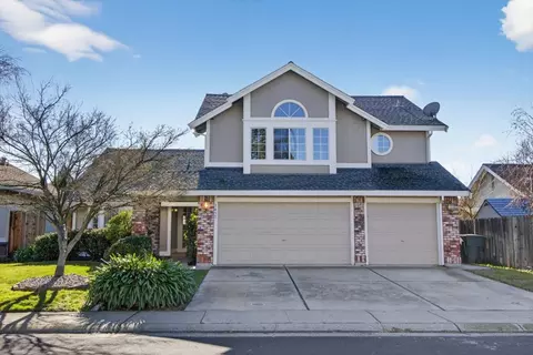 1451 Badovinac Dr, Roseville, CA 95747