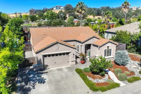 4366 Lakebreeze Dr, Rocklin, CA 95677