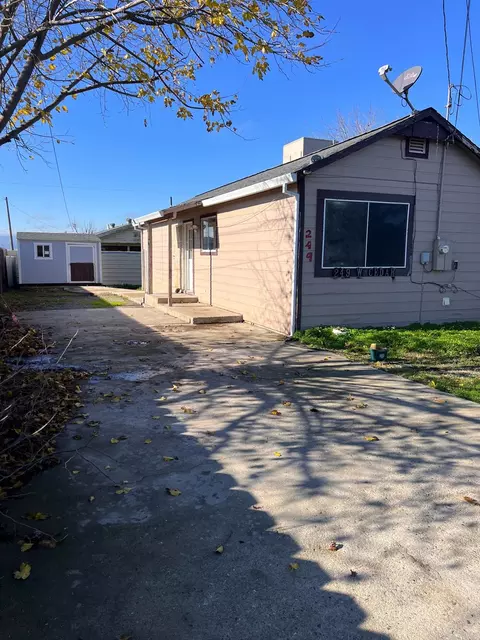 Exterior - 249 W Cedar St, Maxwell, CA 95955 photo 1 of 5