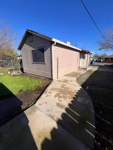 Exterior - 249 W Cedar St, Maxwell, CA 95955 photo 3 of 5