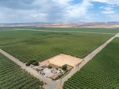 18401 Davis Rd, Patterson, CA 95363 photo 13