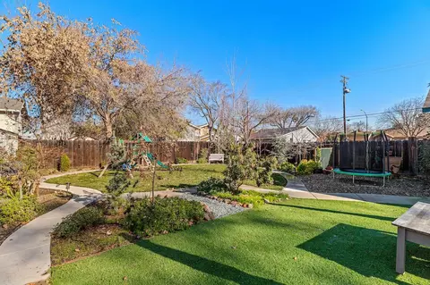 319 W 12th St, Tracy, CA 95376 photo 41