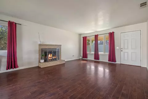 Living - 515 E St, Galt, CA 95632 photo 5 of 7